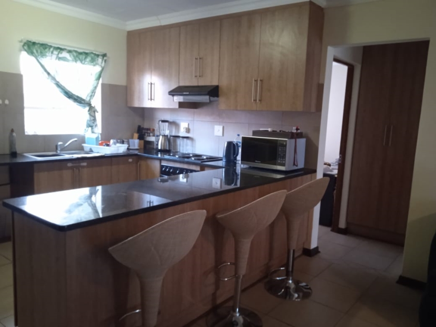 2 Bedroom Property for Sale in Pellissier Free State